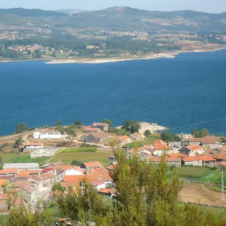 Casas Avela Brava * Negroes