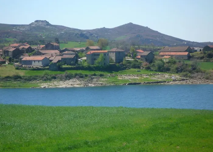 Casas Avela Brava Negroes